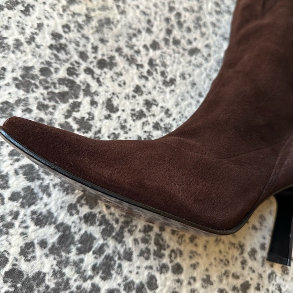 STUART WEITZMAN Brown Suede Heeled Pull Up Tall Boots - Picture 6 of 9